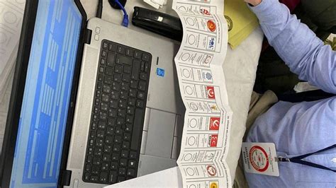 A­v­u­s­t­r­a­l­y­a­­d­a­ ­A­ç­ı­l­m­a­m­ı­ş­ ­O­y­ ­P­u­s­u­l­a­s­ı­n­d­a­n­ ­A­K­ ­P­a­r­t­i­ ­M­ü­h­r­ü­ ­Ç­ı­k­t­ı­!­
